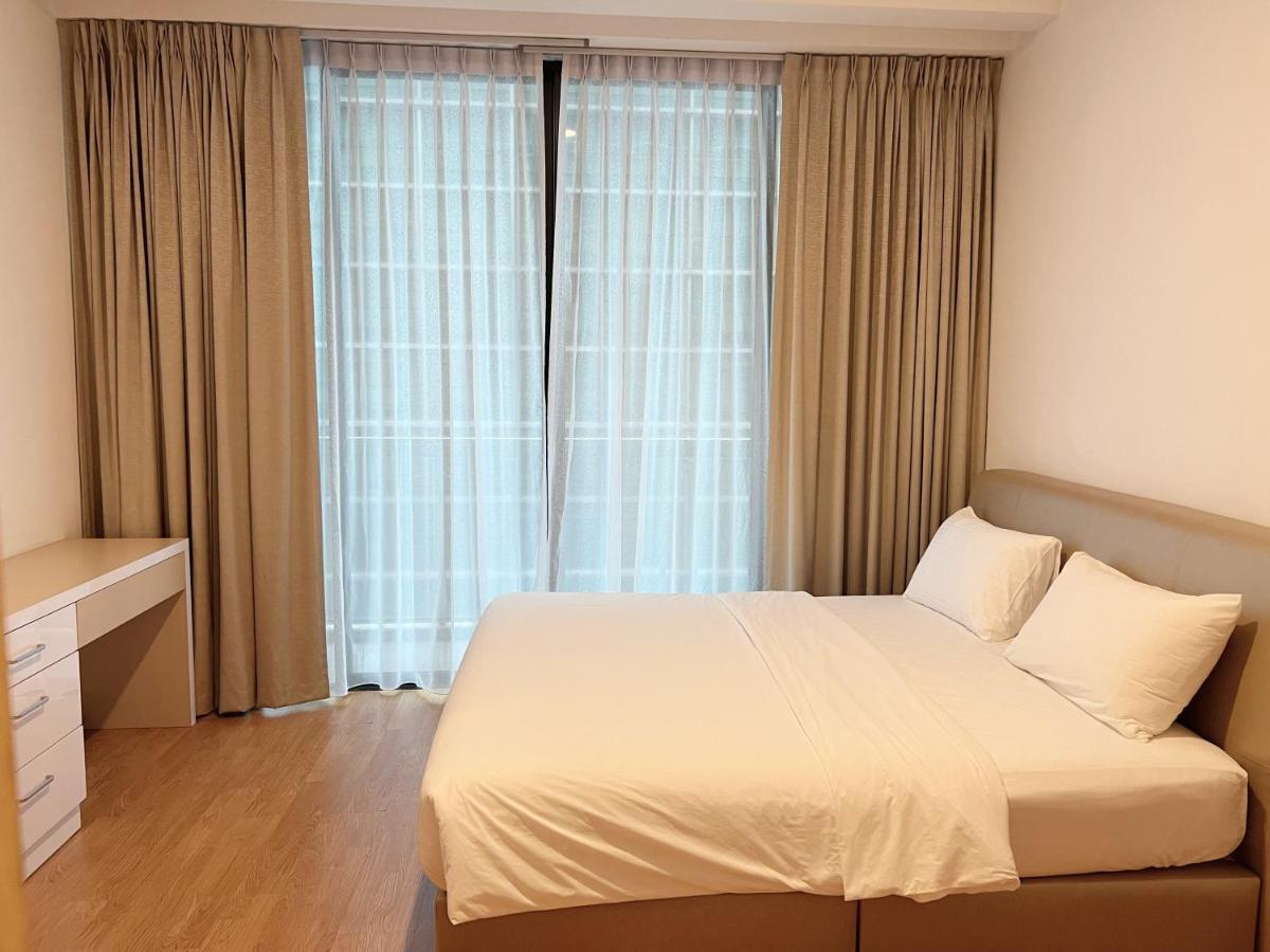 Imperial Grand Suite Apartment Kuching Buitenkant foto