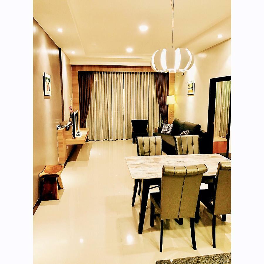 Imperial Grand Suite Apartment Kuching Buitenkant foto
